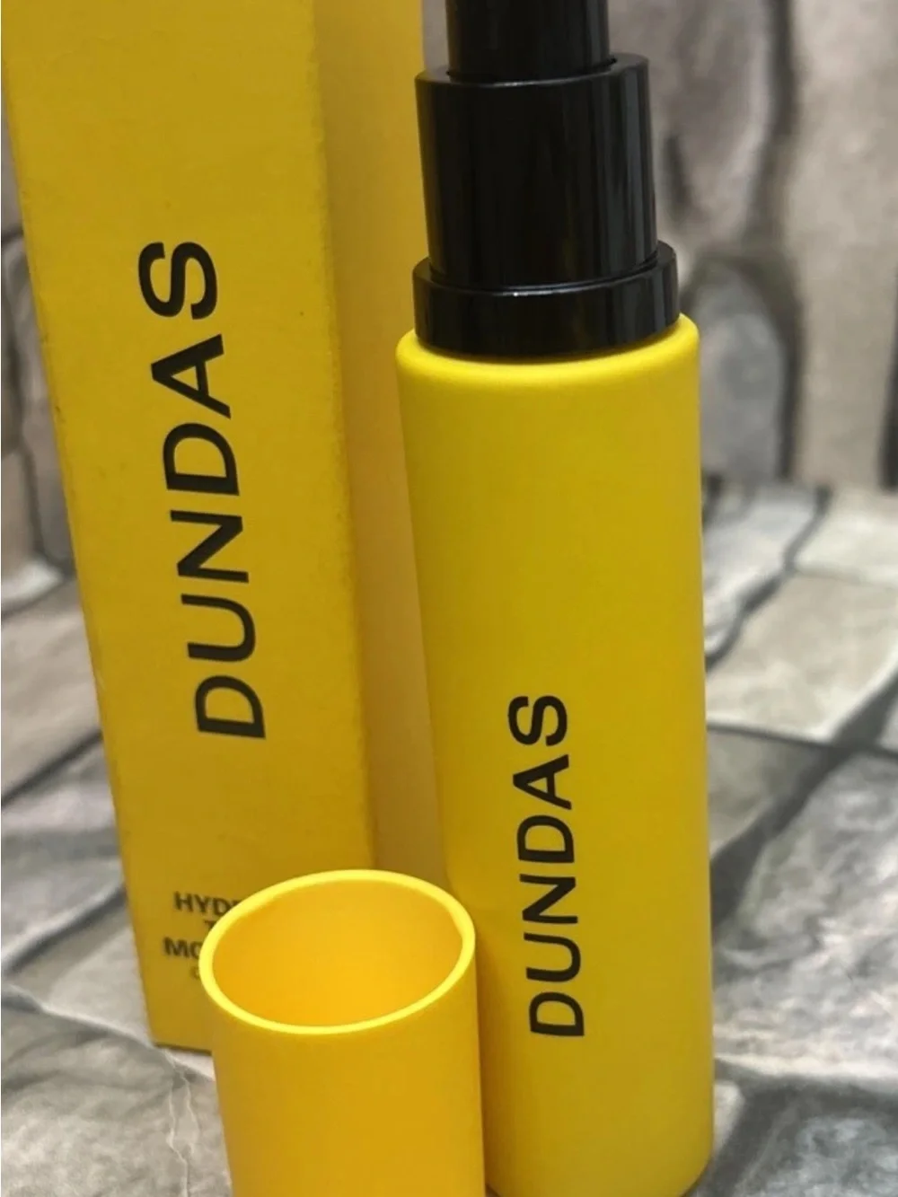 New DUNDAS Beauty Hydratan Tinted Moisturizer 1.6fl oz